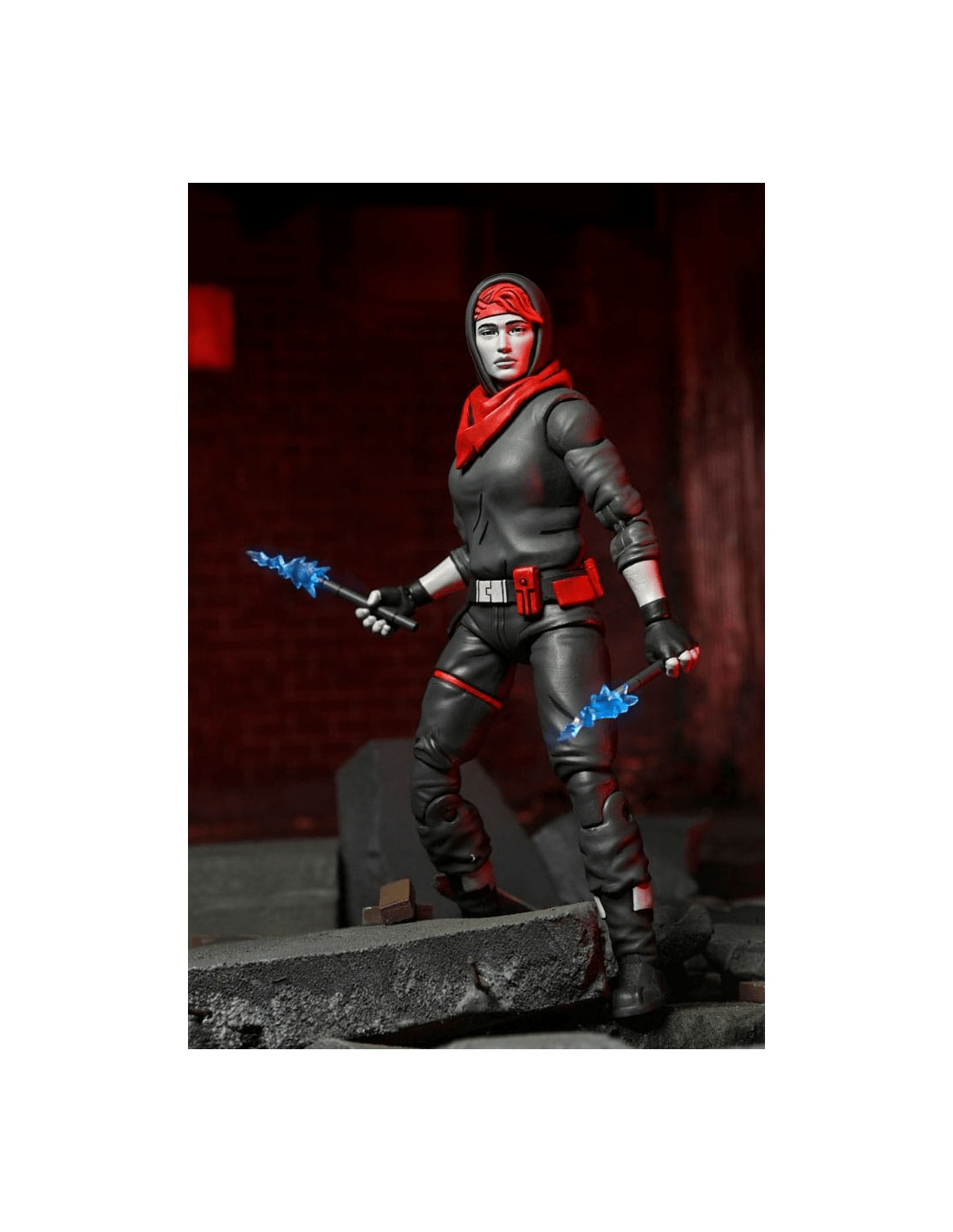 Neca Teenage Mutant Ninja Turtles (The Last Ronin - The Lost Years) - 7" Scale Action Figure - April (Nightwatcher) - Image 4